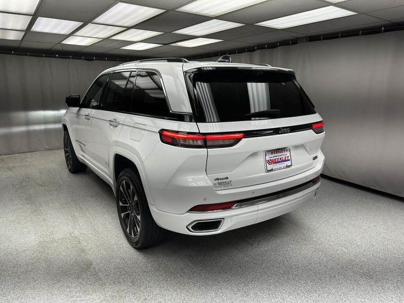Used 2023 Jeep Grand Cherokee OverlandImage 16