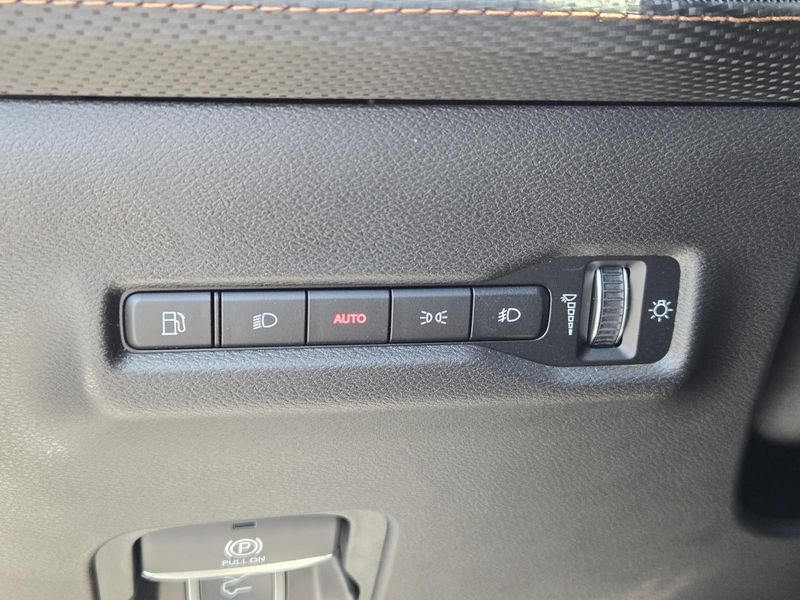 New 2026 Jeep Cherokee Limited 4x4