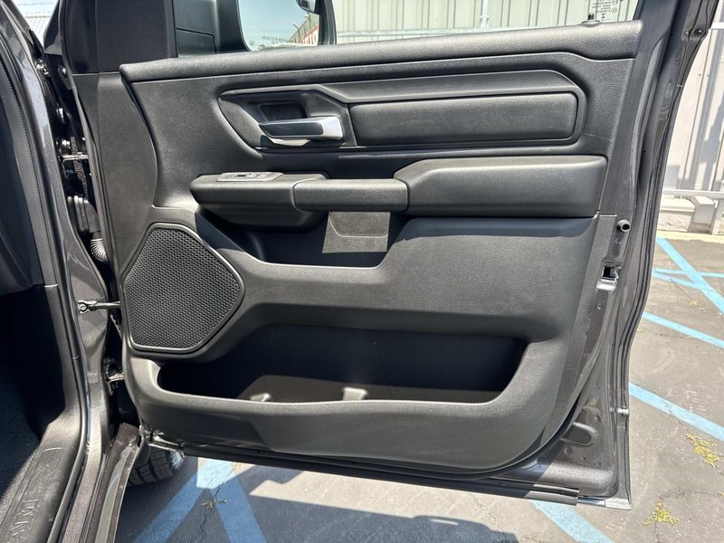 New 2026 RAM 1500 Tradesman Crew Cab 4x2 5'7' Box