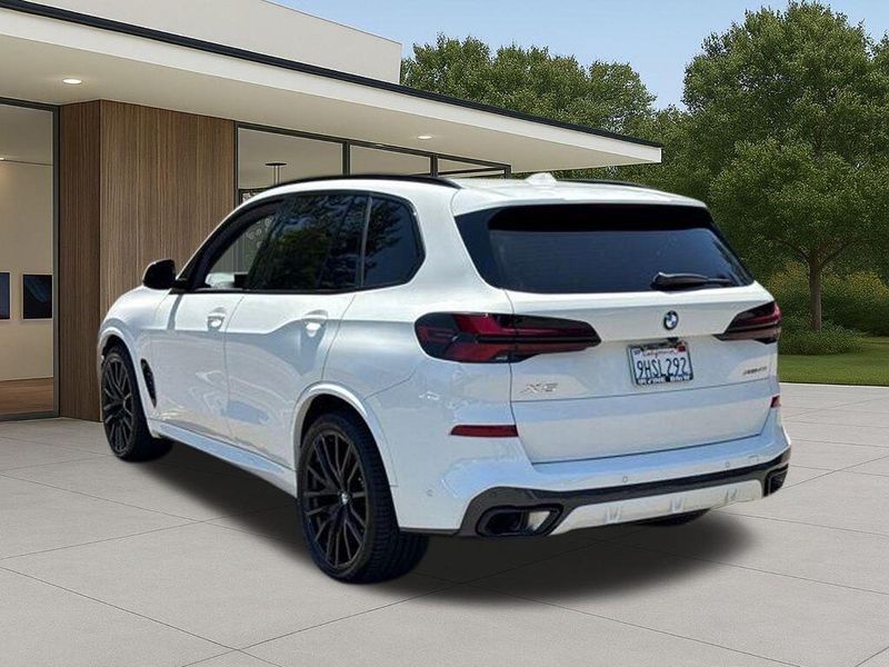 Used 2024 BMW X5 xDrive40iImage 12