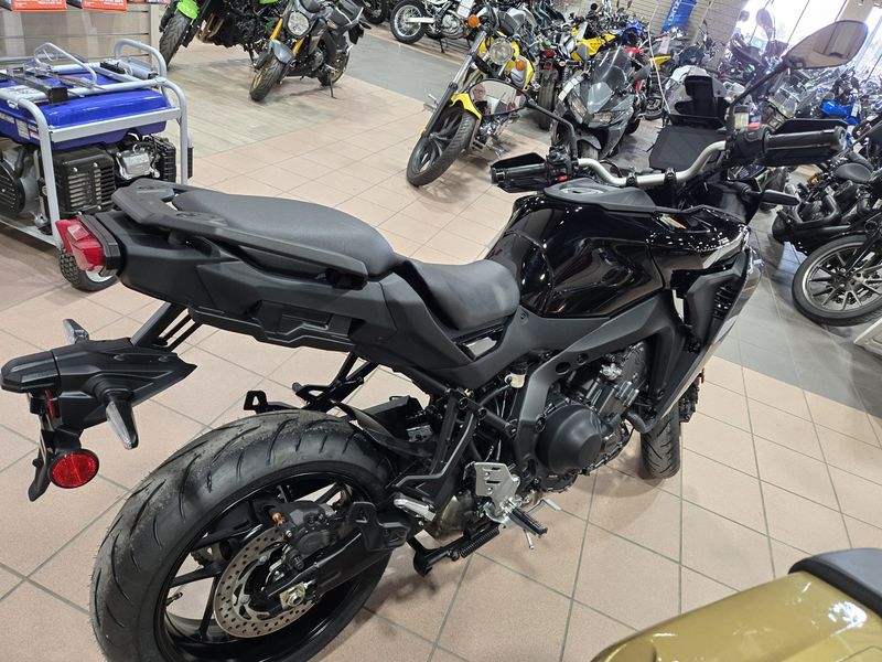 NEW 2025 YAMAHA TRACER 9 Image 7