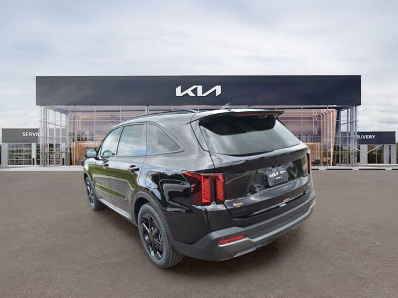 New 2026 Kia Sorento Hybrid X-Line SX PrestigeImage 6