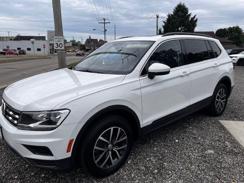 2019 Volkswagen Tiguan SEImage 2