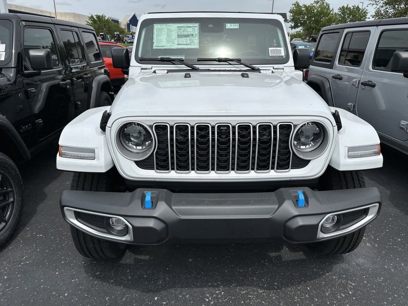 2024 Jeep Wrangler 4-door Sahara 4xeImage 3