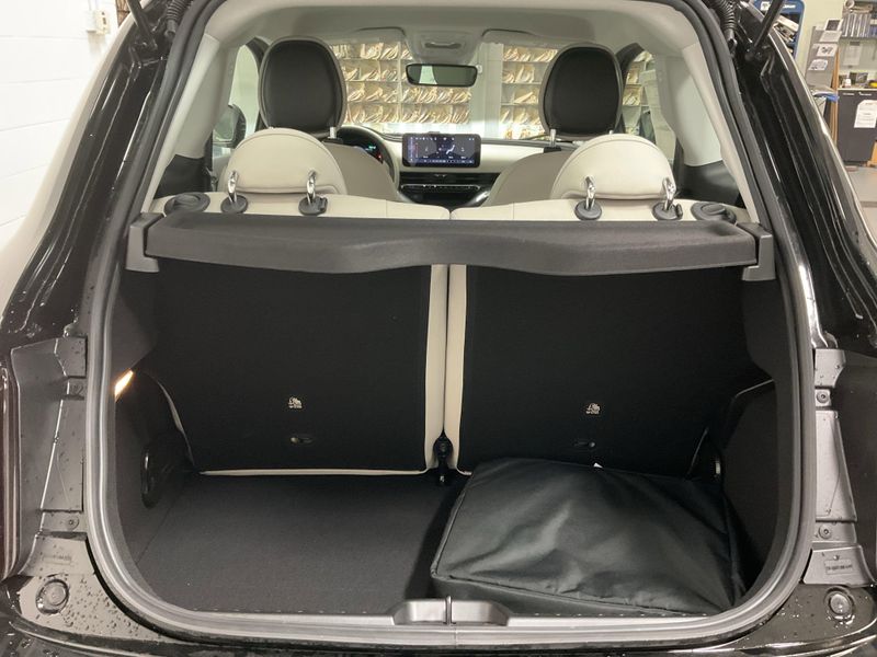 New 2026 Fiat 500e IconaImage 14
