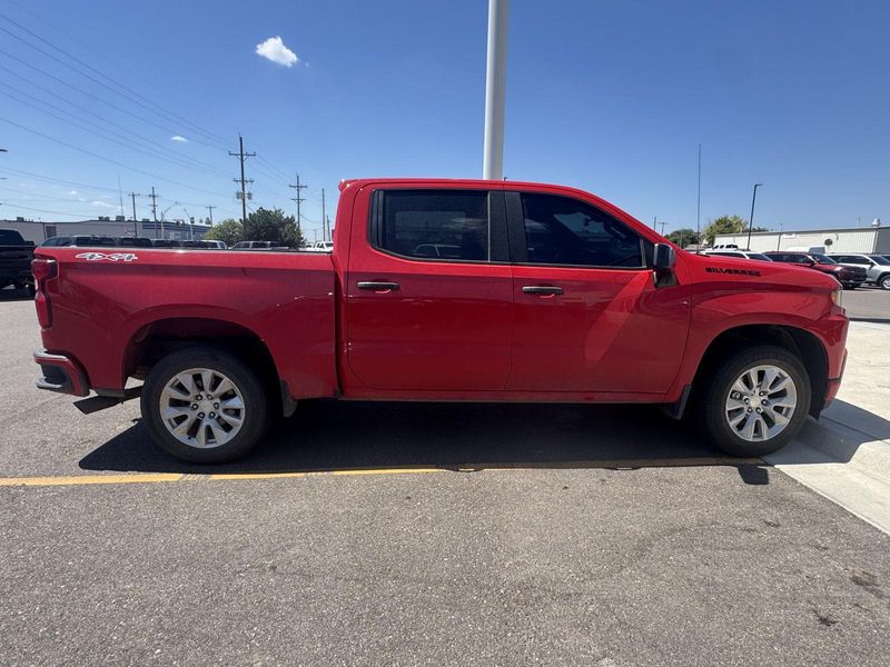 2022 Chevrolet Silverado 1500 Custom photo 6