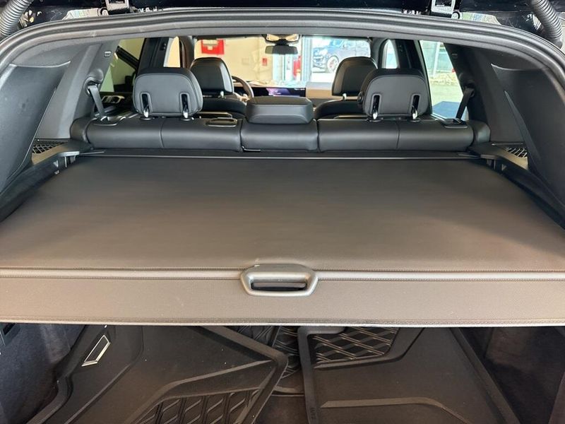 2025 BMW X5 xDrive40i M PACKAGE