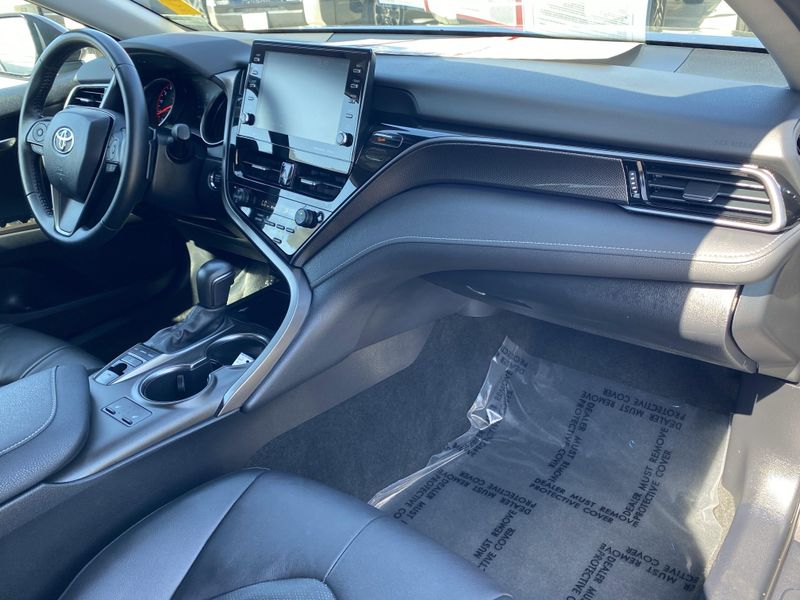 2022 Toyota Camry XSEImage 11