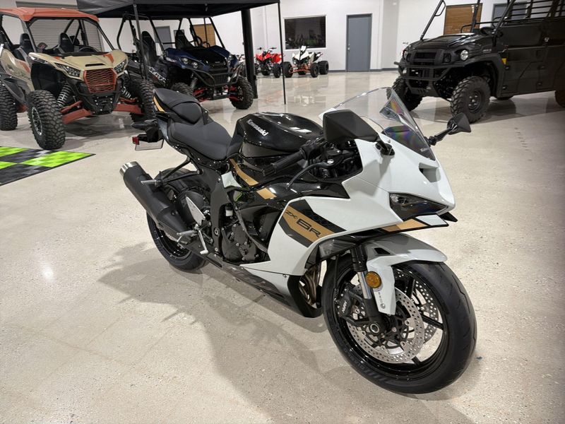 New 2026 Kawasaki NINJA ZX-6R Image 11