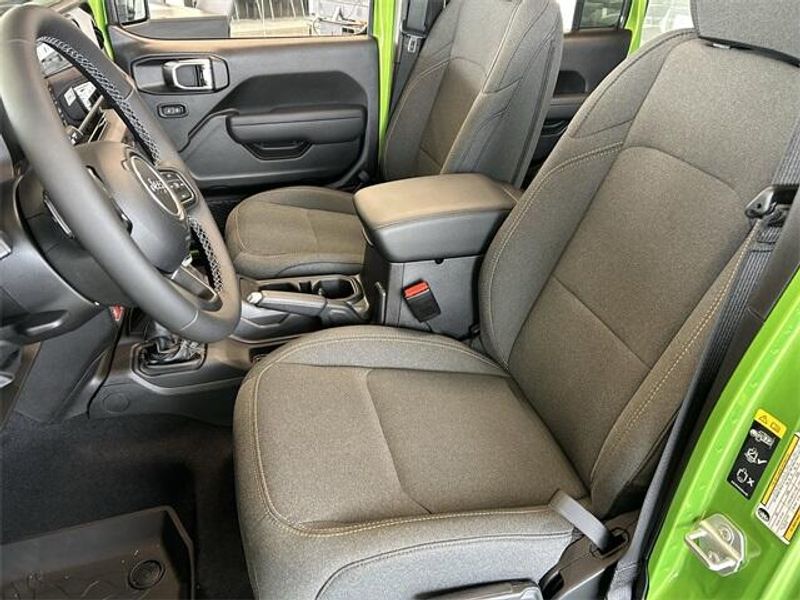 New 2025 Jeep Wrangler 4-door WillysImage 14