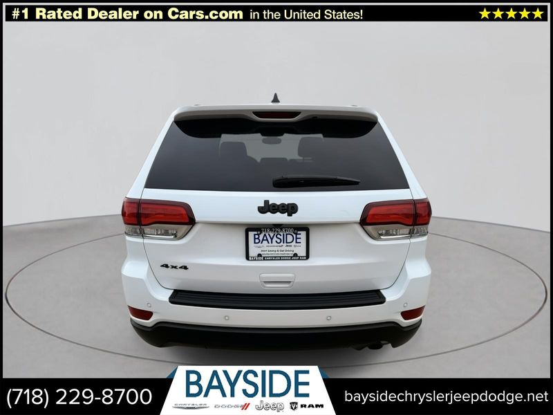 2022 Jeep Cherokee Laredo photo 4