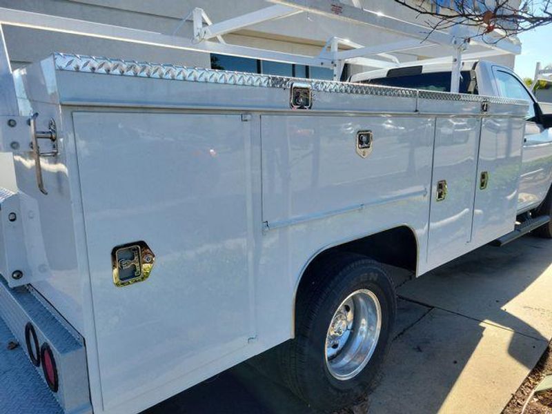 New 2025 RAM 3500 Tradesman Chassis Regular Cab 4x2 84' Ca