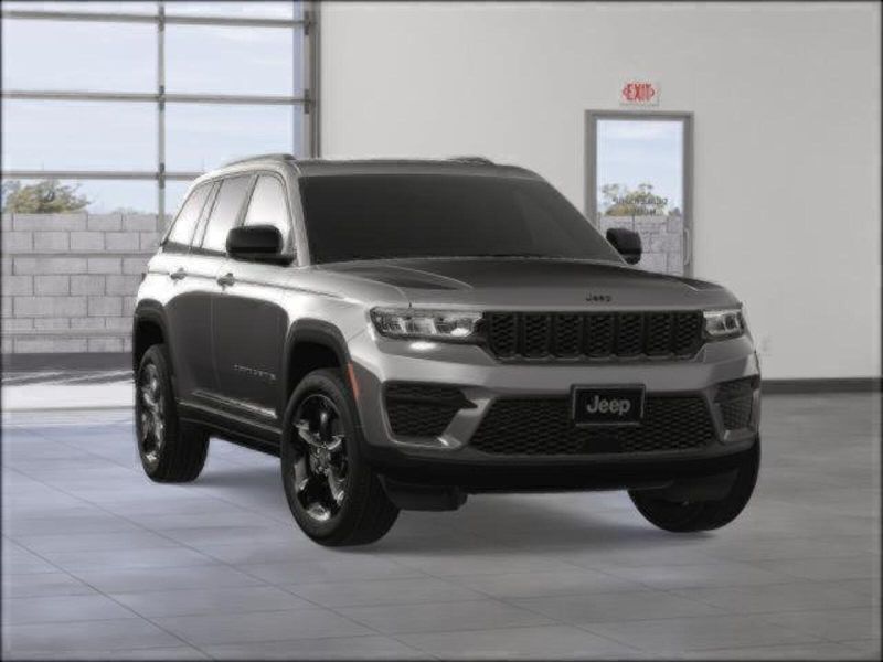 2025 Jeep Grand Cherokee Altitude photo 7