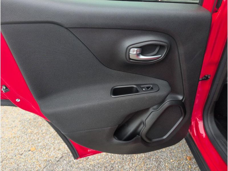 Used 2020 Jeep Renegade UplandImage 31