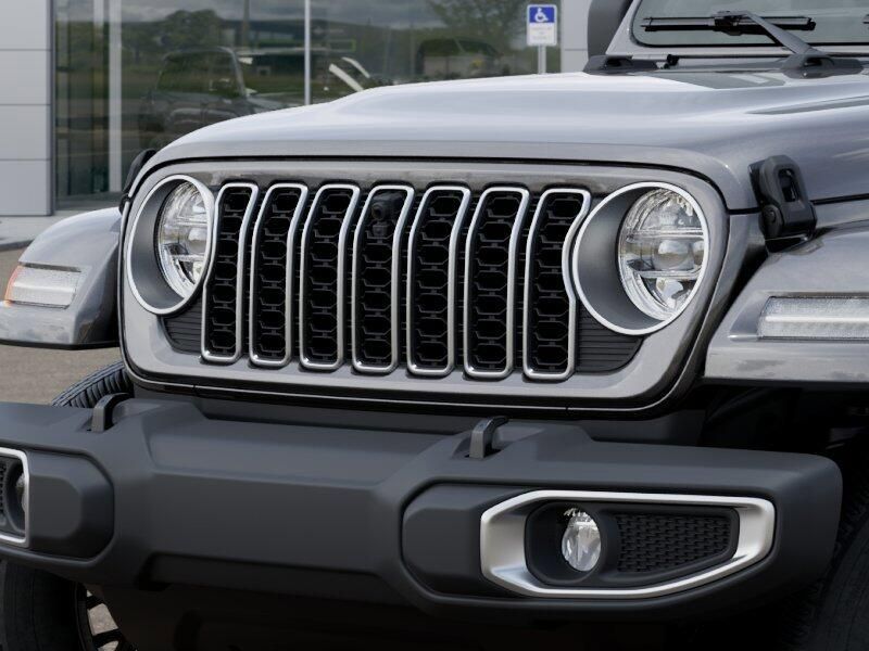 New 2026 Jeep Wrangler 4-door SaharaImage 12