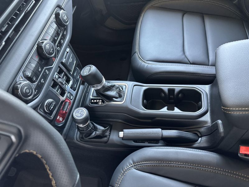 New 2025 Jeep Wrangler 4-door Rubicon 392Image 28