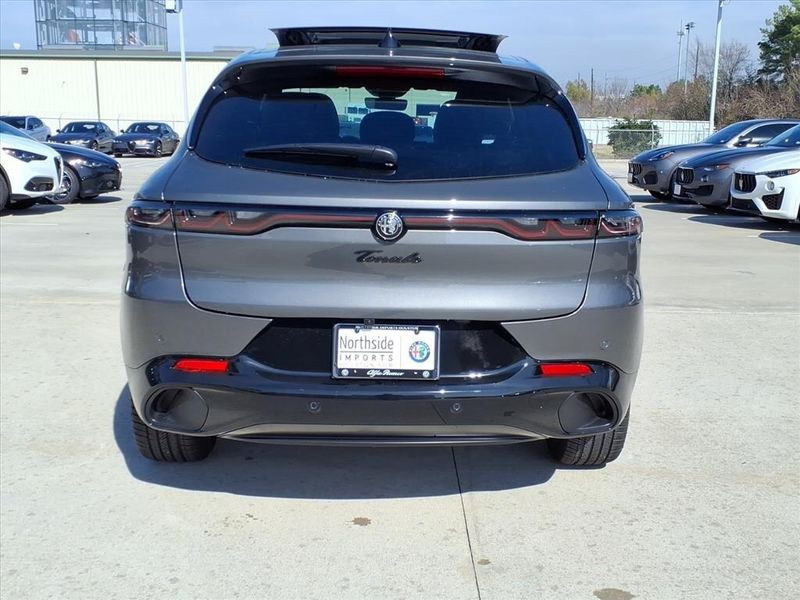 New 2026 Alfa Romeo Tonale Veloce AwdImage 8