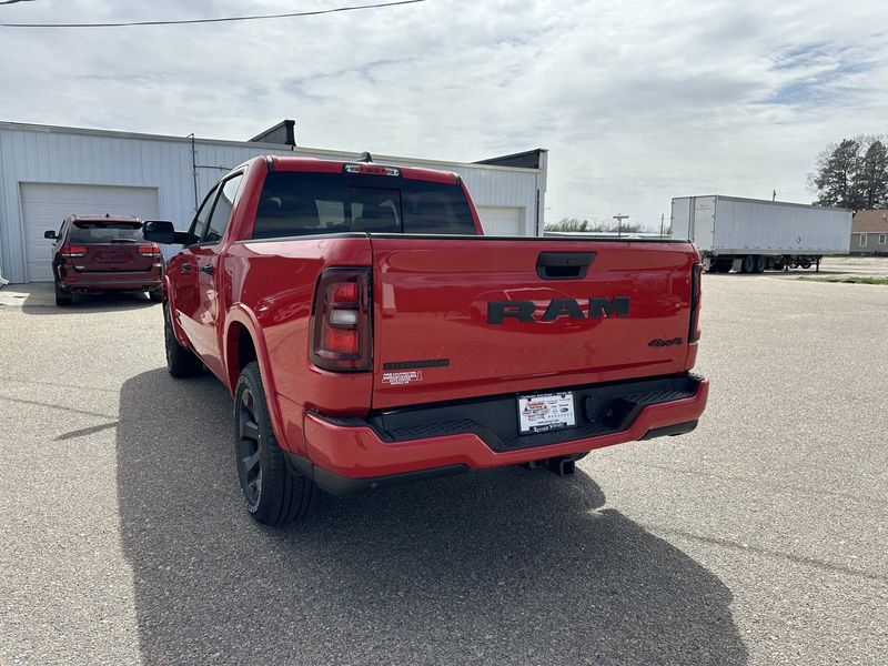 2025 RAM 1500 Big Horn Crew Cab 4x4 5