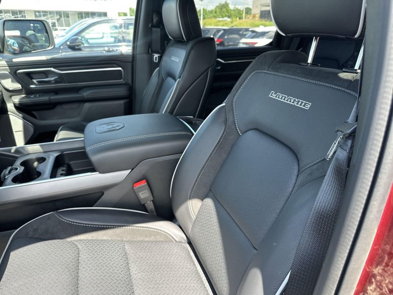 New 2025 RAM 1500 Laramie Crew Cab 4x4 5