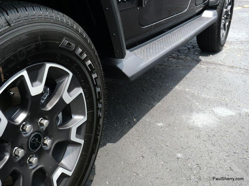 New 2025 Jeep Wrangler 4-door SaharaImage 20