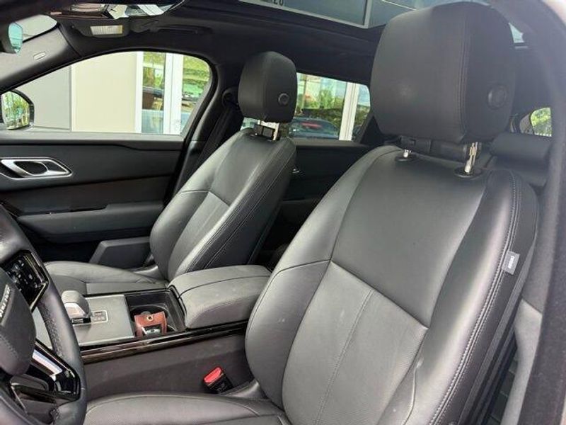 Used 2025 Land Rover Range Rover Velar Dynamic SE