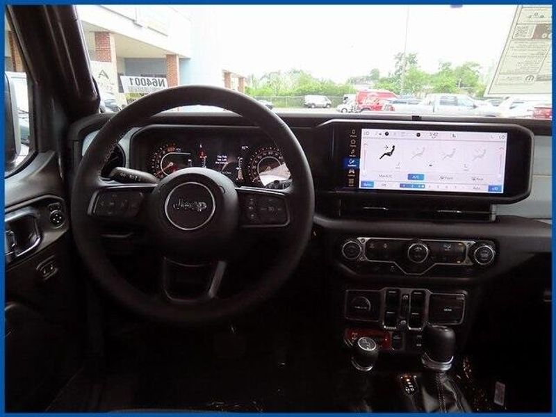 New 2025 Jeep Wrangler WillysImage 12