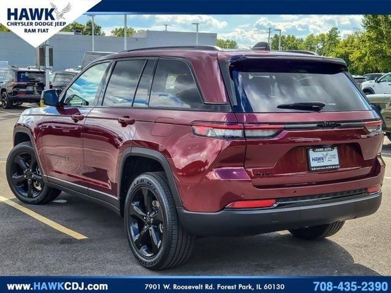2023 Jeep Grand Cherokee Altitude X photo 4
