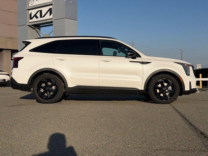 New 2026 Kia Sorento Hybrid X-Line SX PrestigeImage 8