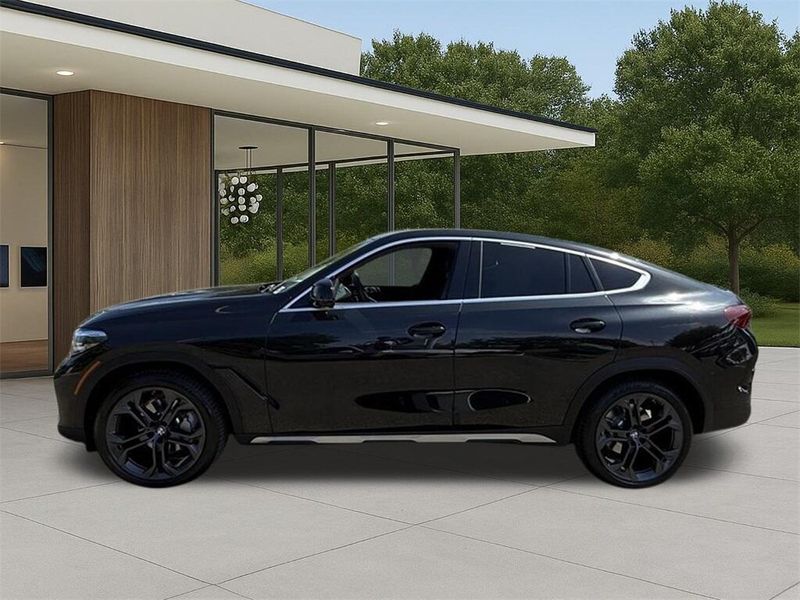 Used 2023 BMW X6 xDrive40iImage 9