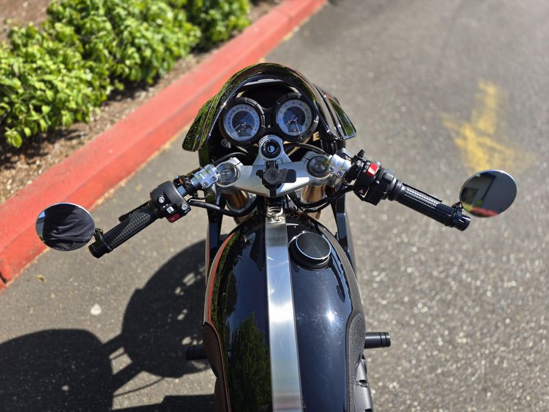 2024 Triumph THRUXTON 1200 RS 