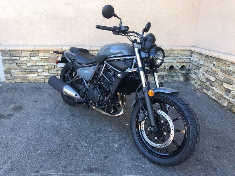 Used 2024 Kawasaki Eliminator ABS Image 2