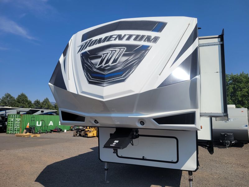 Used 2017 GRAND DESIGN MOMENTUM M- 388M Image 6