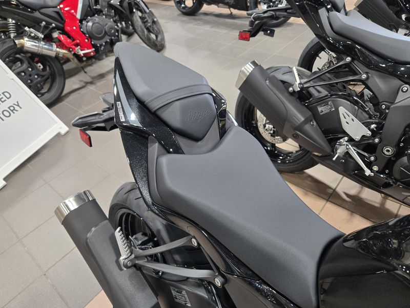NEW 2026 KAWASAKI NINJA ZX6R Image 18
