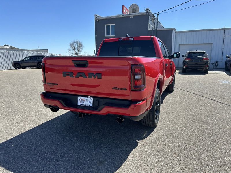 2025 RAM 1500 Big Horn Crew Cab 4x4 5