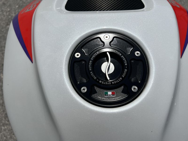 2024 Aprilia Tuono V4 Factory 1100 
