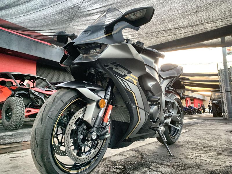 Used 2023 Kawasaki Ninja ZX-10R KRT Edition Image 24