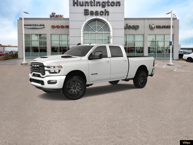 2025 RAM 3500 Laramie Crew Cab 4x4Image 2
