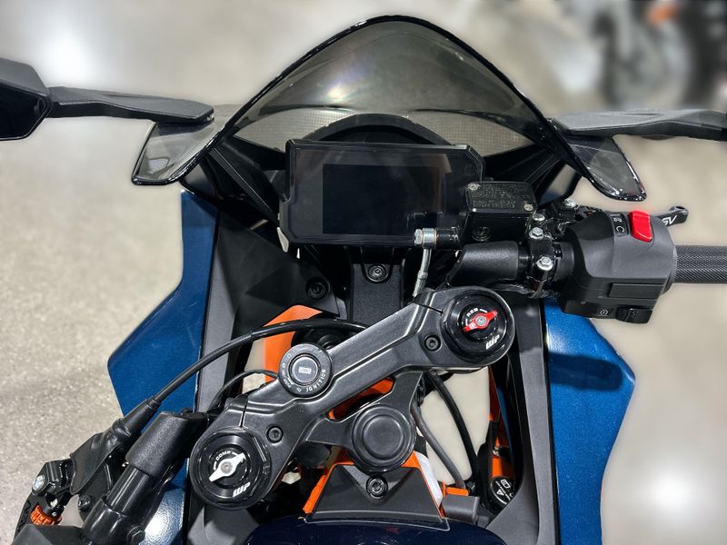 New 2024 KTM RC 390 Image 19