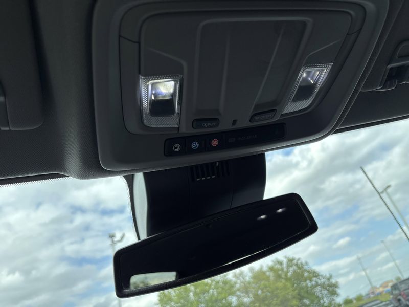 Used 2024 Chevrolet Silverado 2500HD CustomImage 33