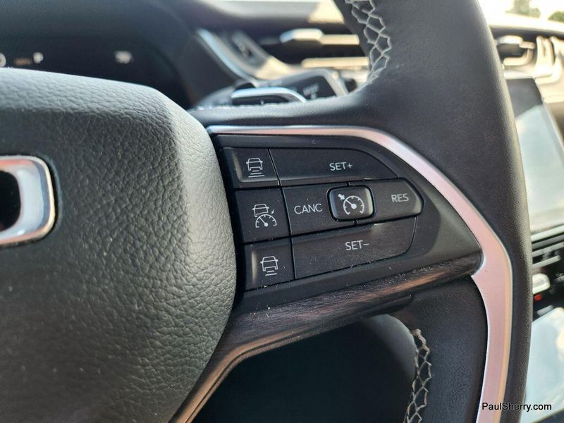 Used 2024 Jeep Grand Cherokee L Limited Black