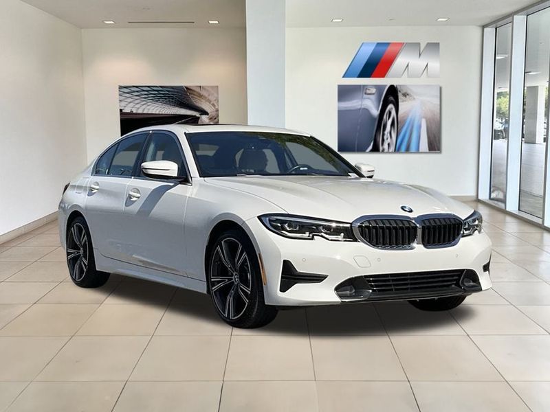 2022 BMW 3 Series 330iImage 2