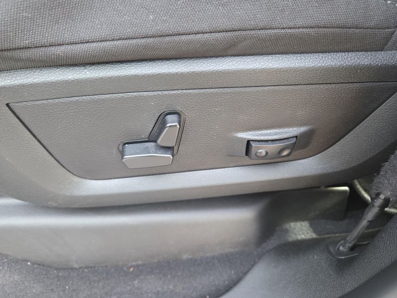 2024 Ram 2500 Big Horn photo 32