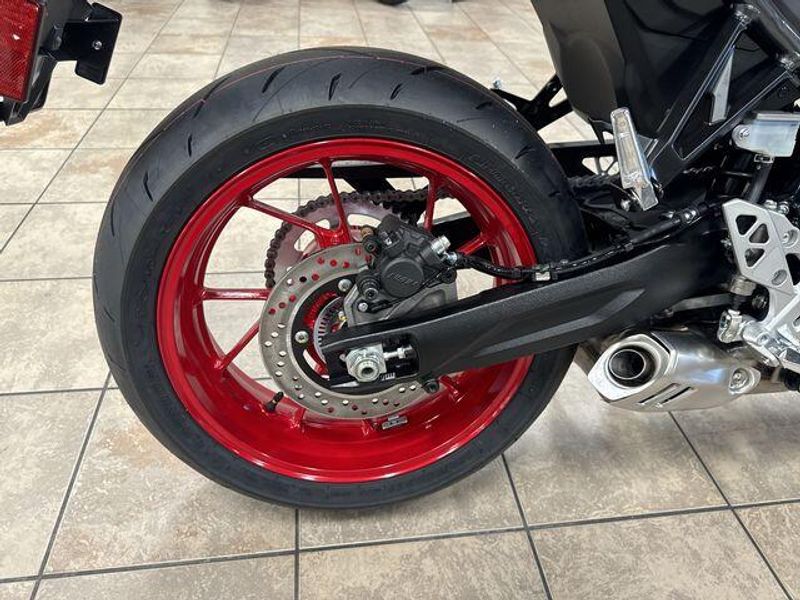 New 2026 Suzuki GSX-8TT Image 24