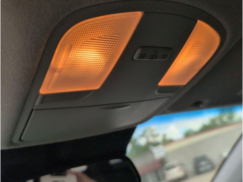 Used 2022 Hyundai Kona SELImage 28