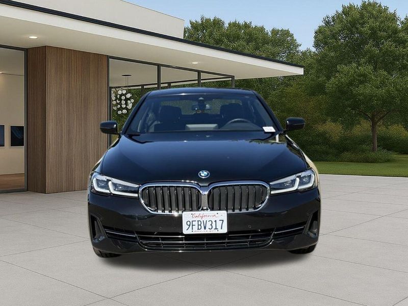 Used 2023 BMW 5 Series 530e iPerformanceImage 4