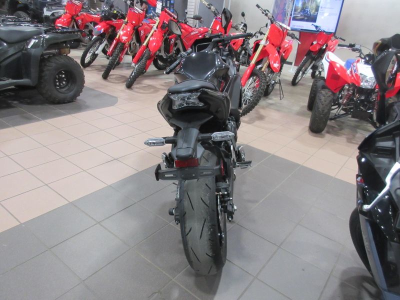 NEW 2026 KAWASAKI NINJA 650 Image 11