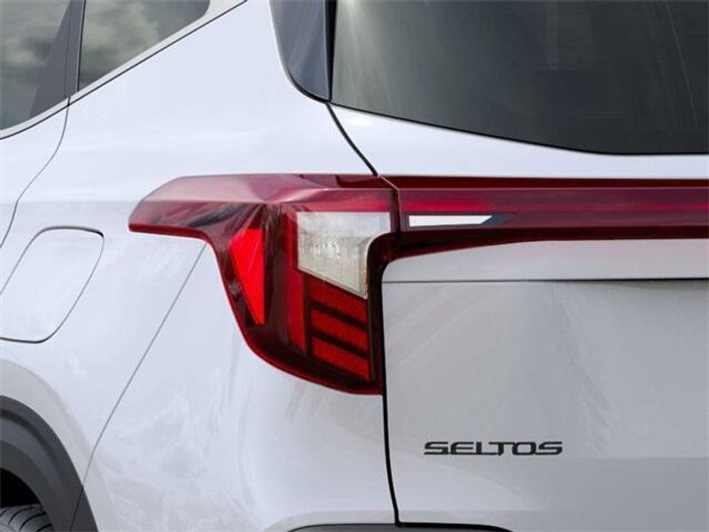 2025 Kia Seltos X-LineImage 11