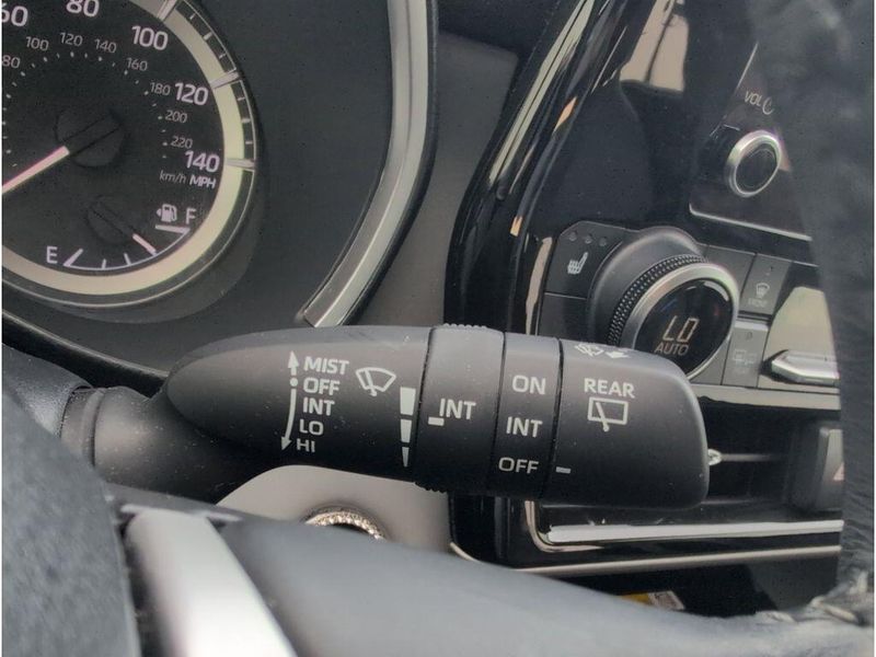 Used 2023 Toyota Highlander XLEImage 25