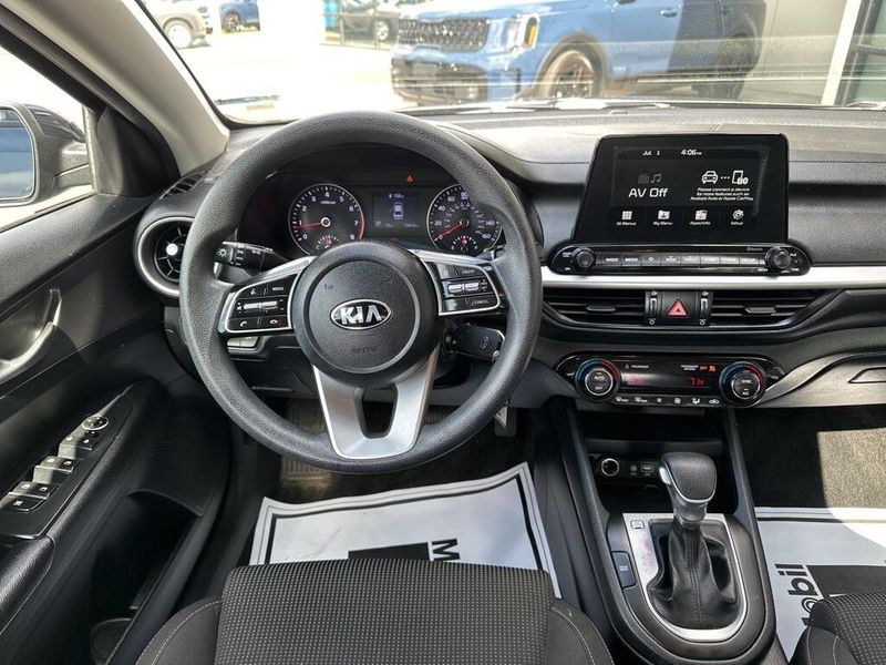 2019 Kia Forte LXSImage 24