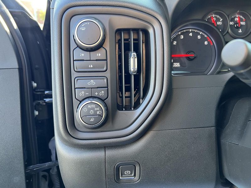 Used 2023 Chevrolet Silverado 2500HD Custom